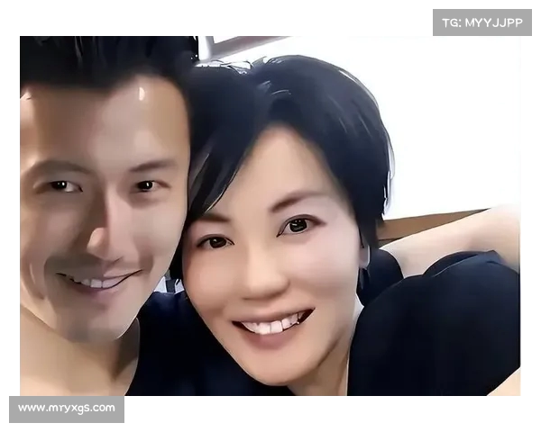 谢霆锋晒腹肌照引发热议,依然完美身材,网友惊呼:王菲太幸福了 谢霆锋晒腹肌照引发热议,依然完美身材,网友惊呼:王菲太幸福了