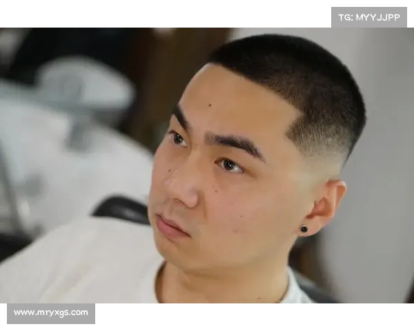 从头开始:斯玛特为何重回新秀时期的圆寸发型?(斯玛特发型是什么发型) 从头开始:斯玛特为何重回新秀时期的圆寸发型?(斯玛特发型是什么发型)